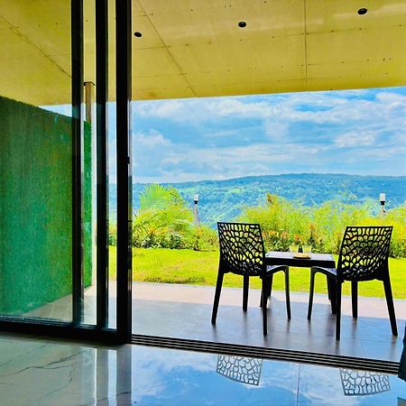 The Breeze Valley Mahābaleshwar Exterior foto